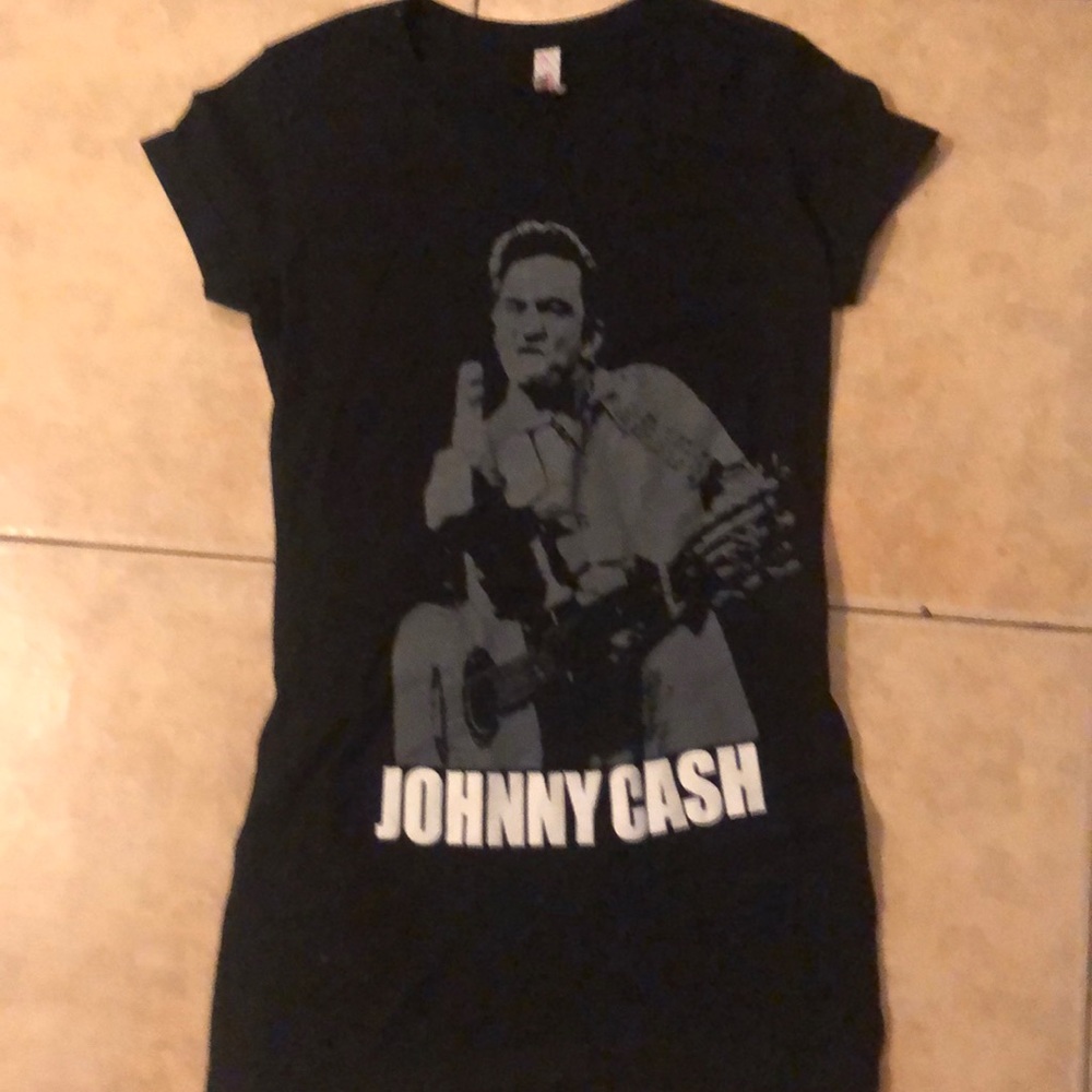 Johnny cash middle finger black shirt